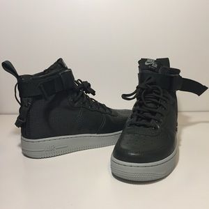 NEW Nike Air Force 1 Ultraforce - mid boots green